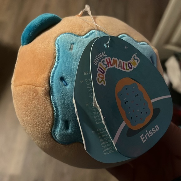 Erissa 5” Squishmallow - Picture 4 of 5